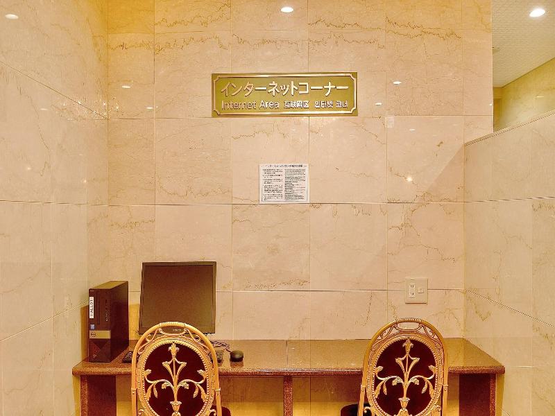 Kyoto Universal Hotel Karasuma image