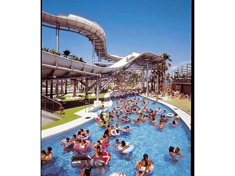 Kuwana Park Hotel image