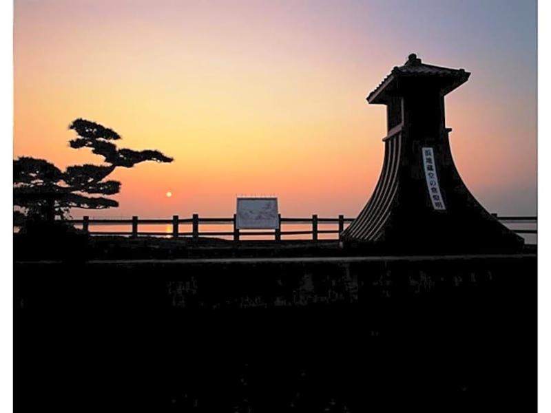 Kuwana Park Hotel image