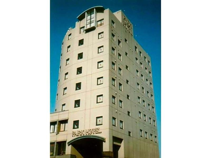Kuwana Park Hotel image