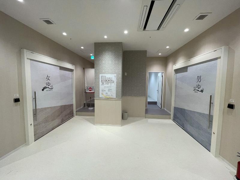 Hotel Crystal Plaza image