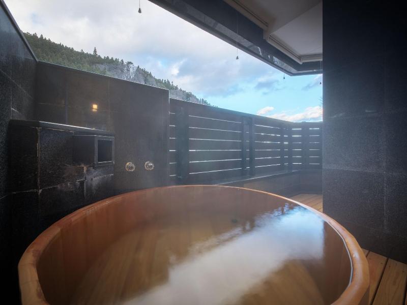 Yumori Onsen Hostel image