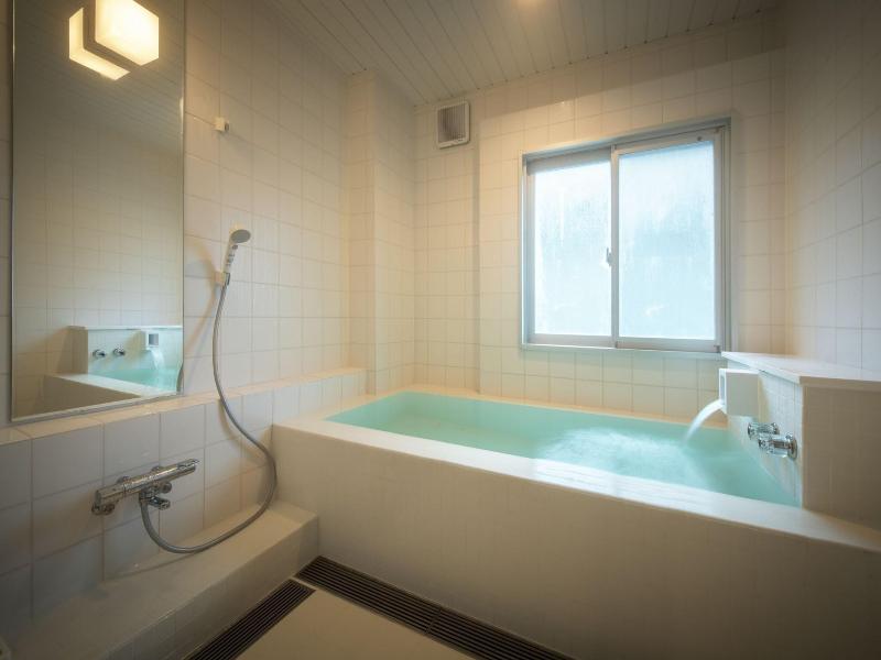 Yumori Onsen Hostel image