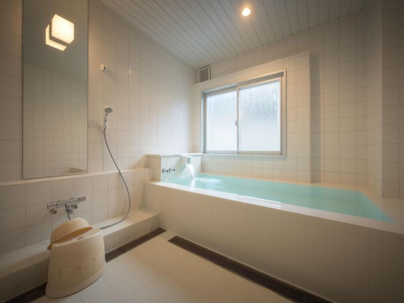 Yumori Onsen Hostel image