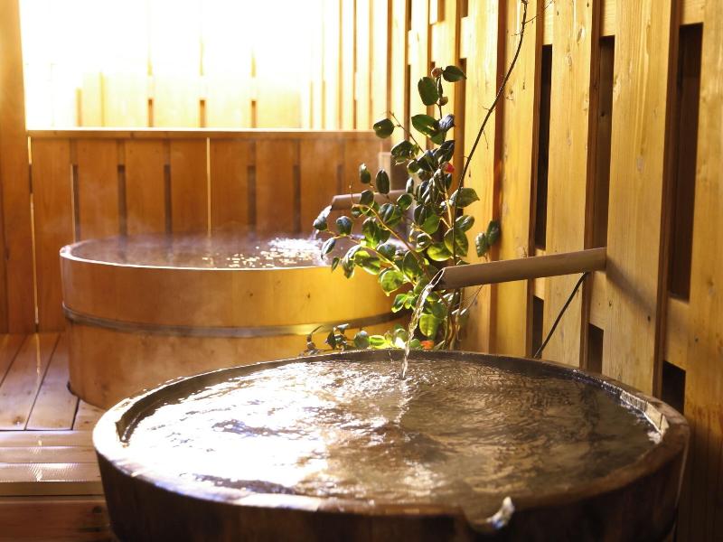 Kakeyu Onsen Kutsurogi No Yado Kuroiwa Ryokan image