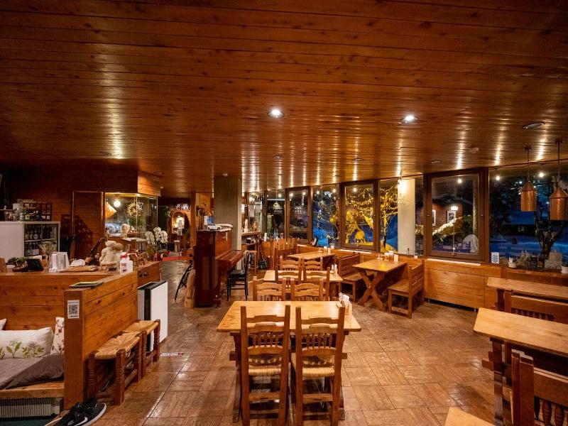 Lodge Scole image