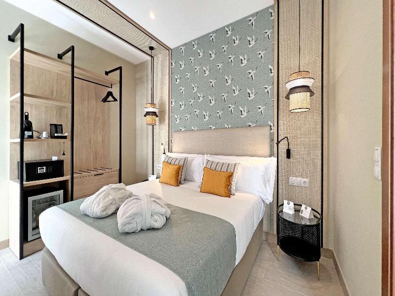 Soho Boutique Columela image
