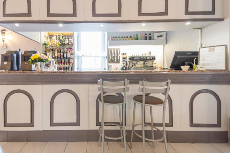 Logis Hotel du Jabron image