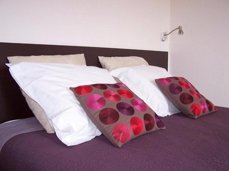 Logis Hotel du Jabron image