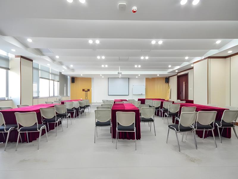City Comfort Inn Enshi Jingang Baijia Plaza image