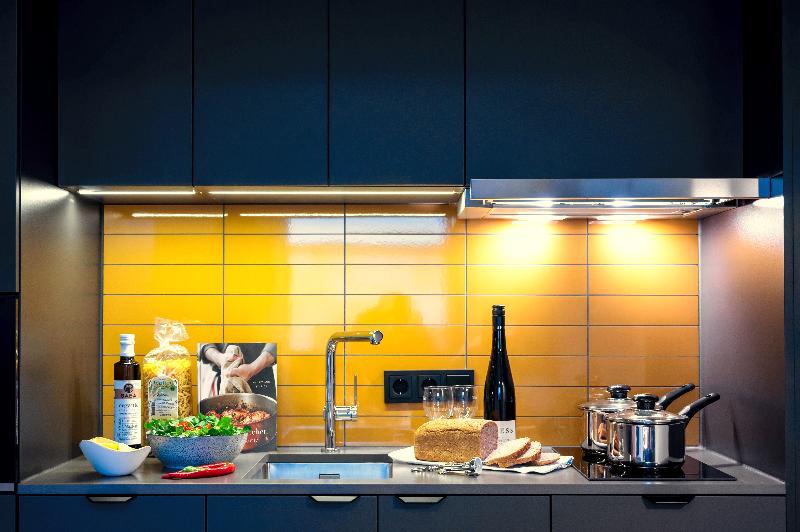 Staycity Aparthotels Paris La Defense image