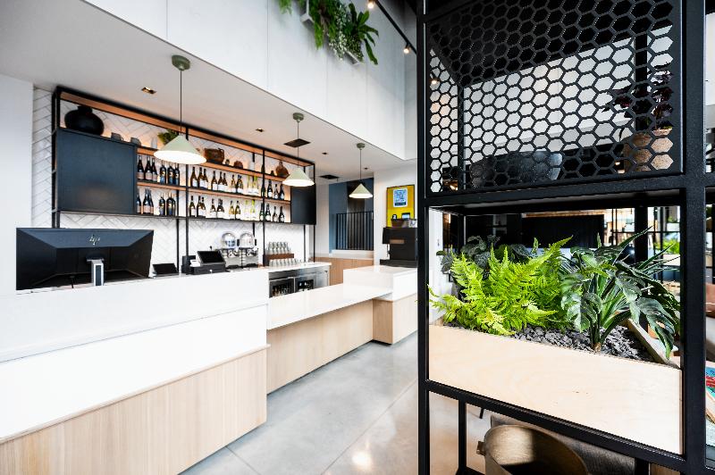 Staycity Aparthotels Paris La Defense image