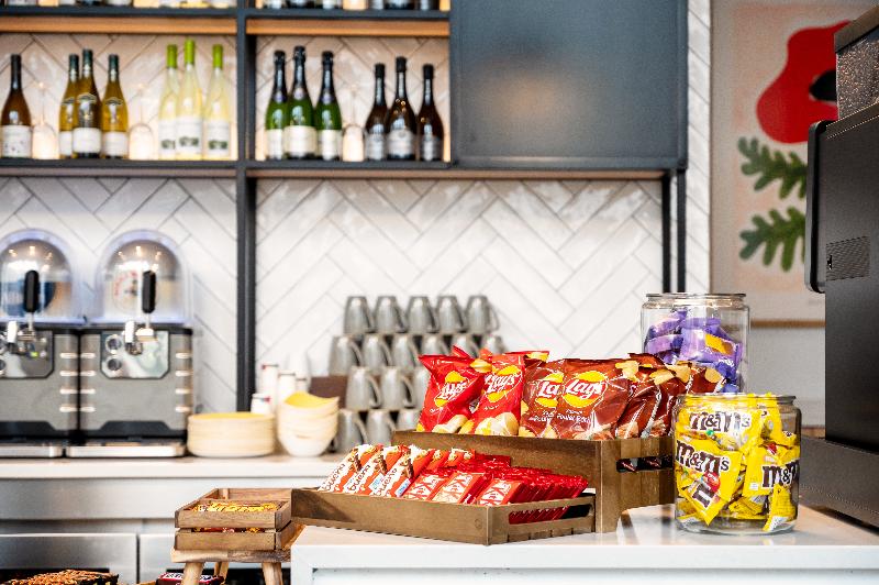 Staycity Aparthotels Paris La Defense image