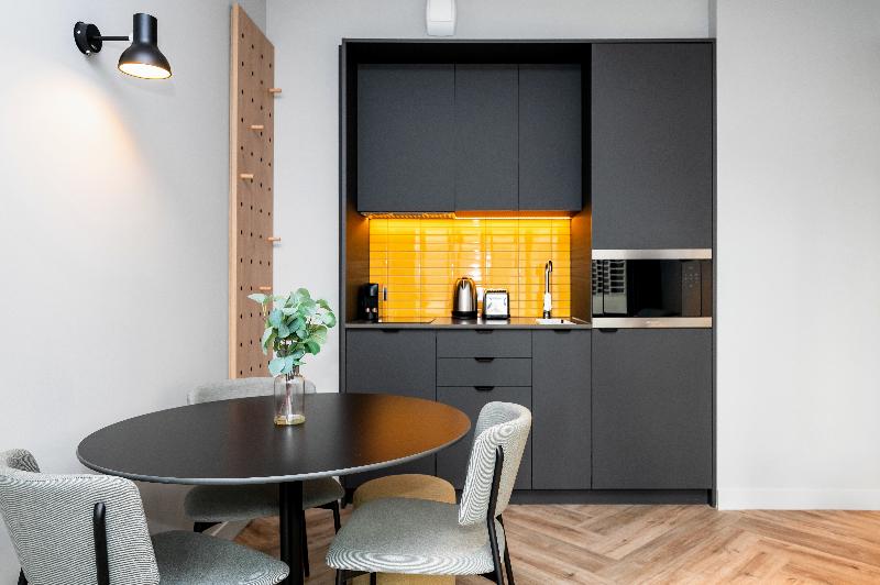 Staycity Aparthotels Paris La Defense image