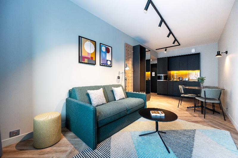 Staycity Aparthotels Paris La Defense image