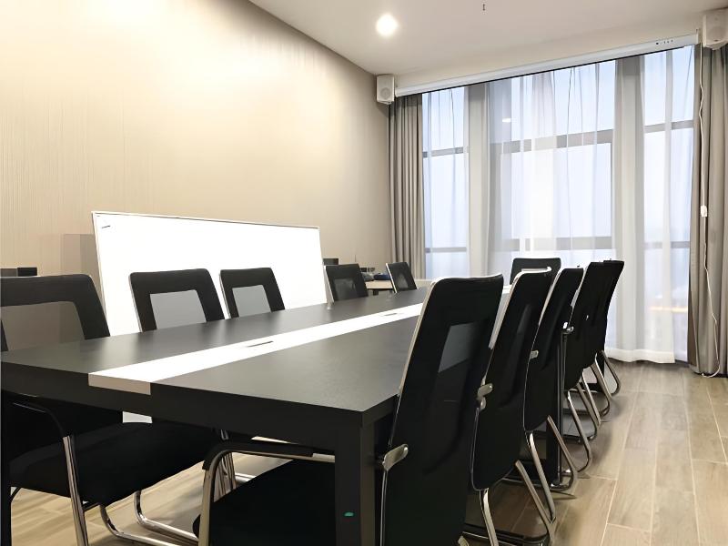 Echarm Hotel Jingzhou Olympic Sports Center image