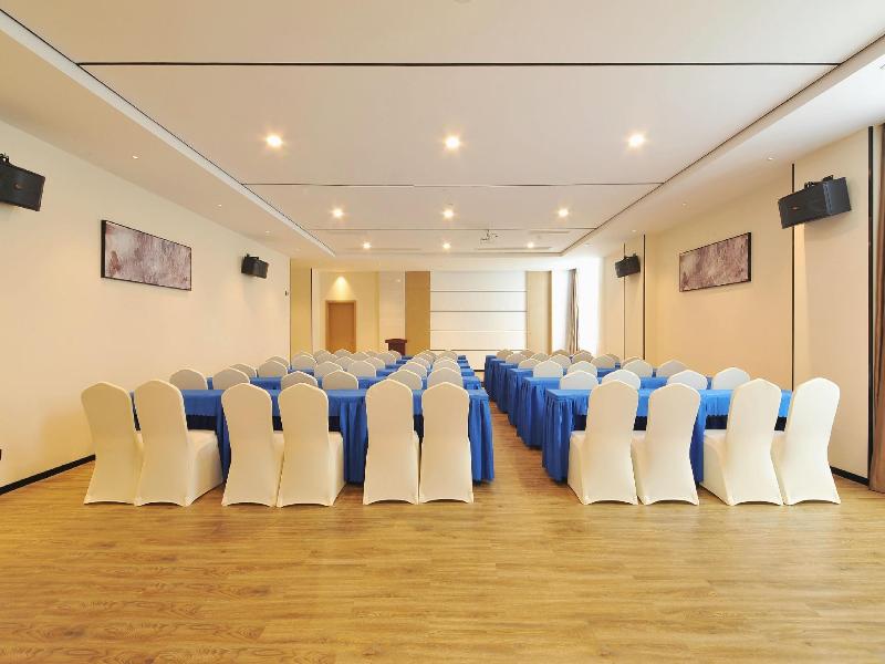 City Comfort Inn Xihua University Hongguang Avenue