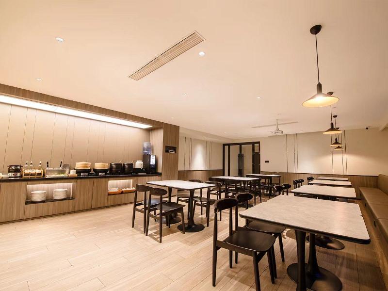 Hanting Hotel (Yinchuan Huaiyuan West Road) image