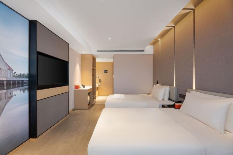 Atour Hotel (Qingdao Jiaodong Int. Airport) image