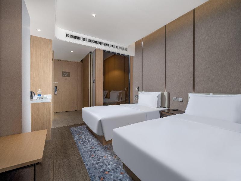 Holiday Inn Express Zhuhai Grand Theater image