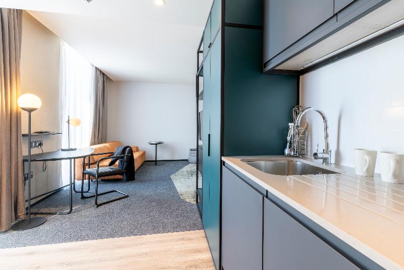 Novotel Liverpool Paddington Village image