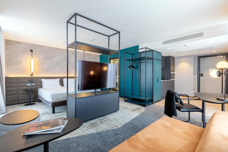 Novotel Liverpool Paddington Village image