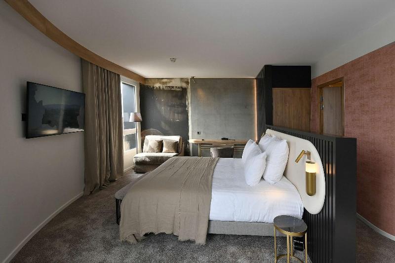 Golden Tulip Reims image