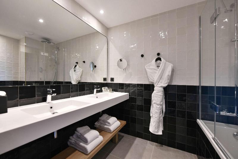 Golden Tulip Reims image