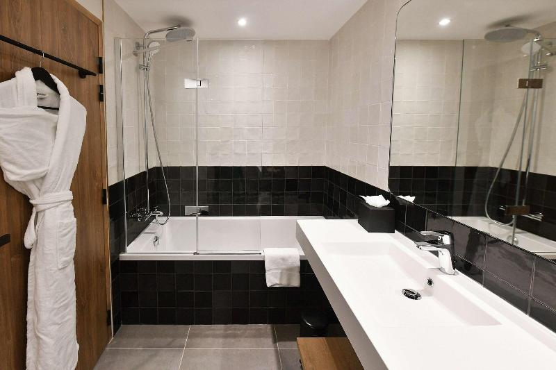 Golden Tulip Reims image