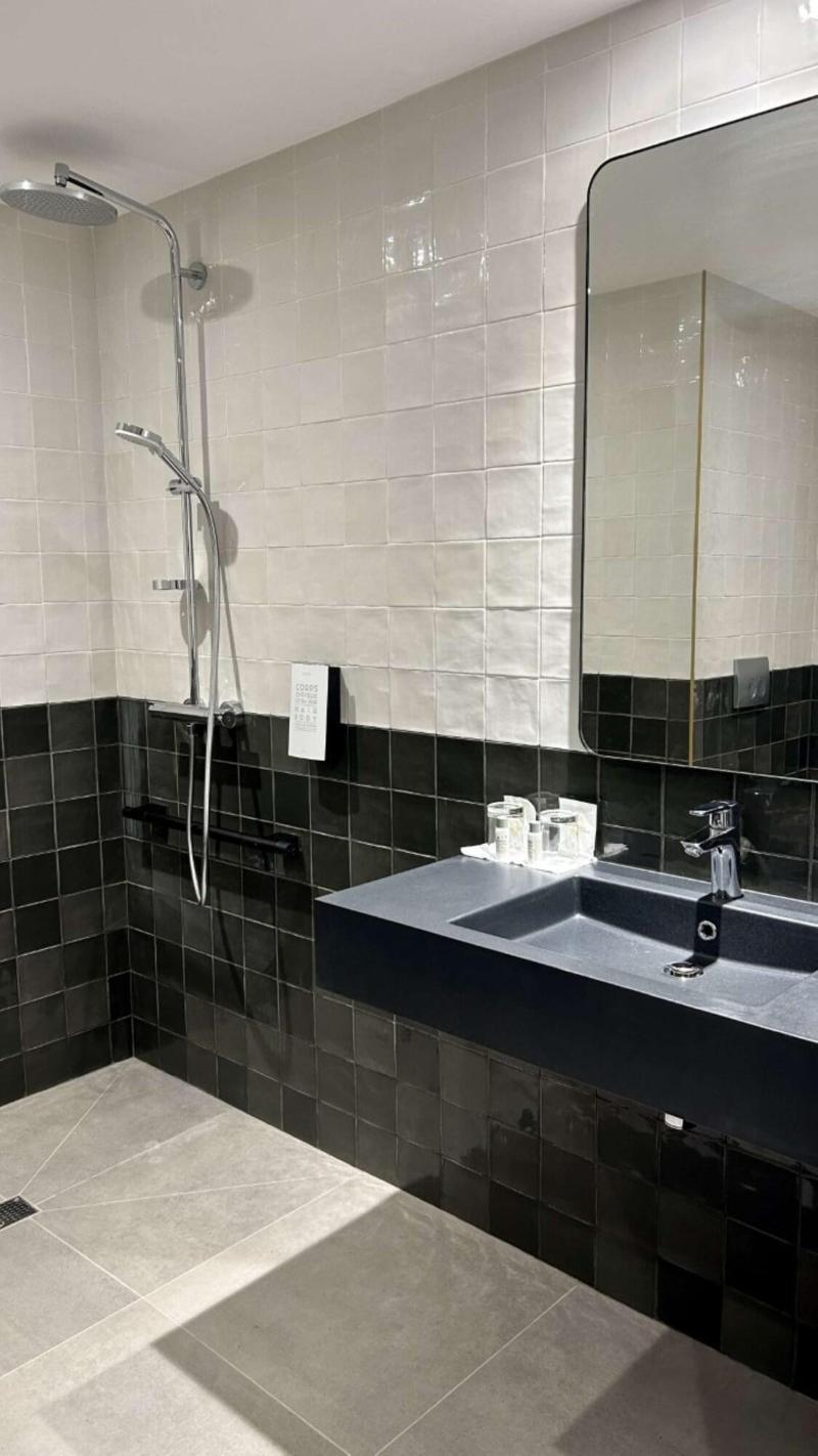Golden Tulip Reims image