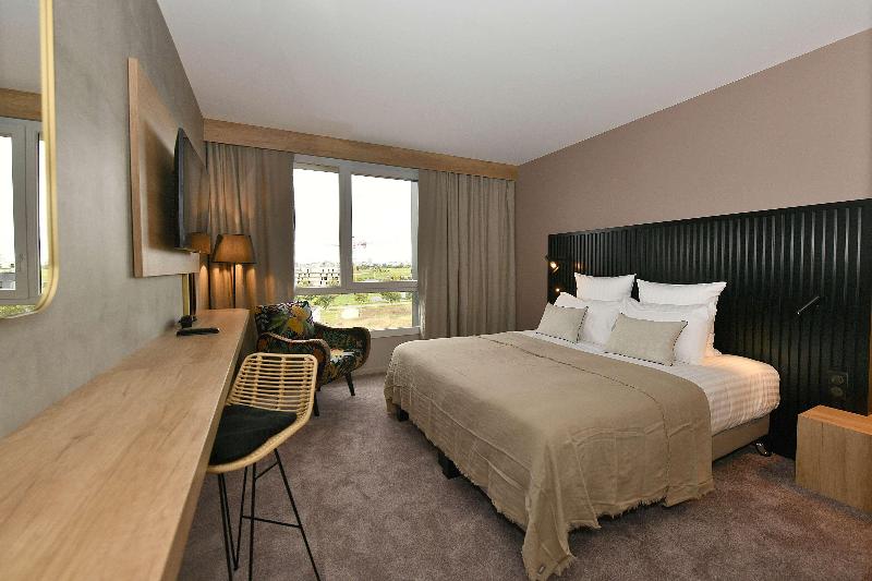 Golden Tulip Reims image