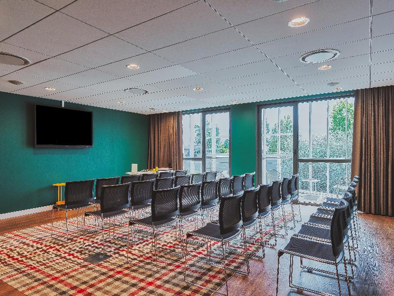 Golden Tulip Lyon Ouest Techlid - Hotel & Spa image