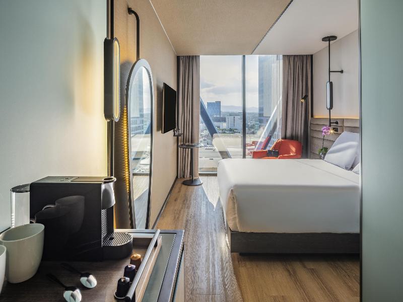 Novotel Mexico City World Trade Center image
