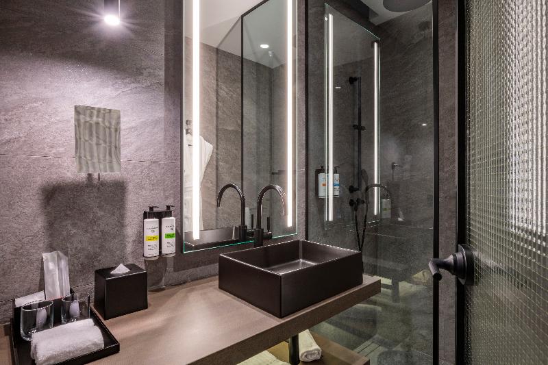 Pullman Tbilisi Axis Towers image
