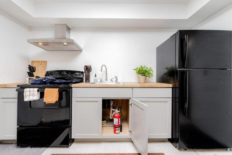 CozySuites Central West End image
