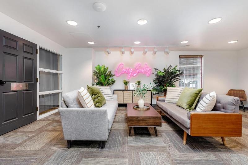 CozySuites Central West End image