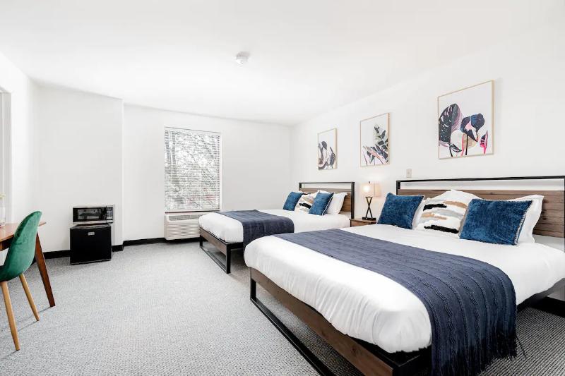 CozySuites Central West End image