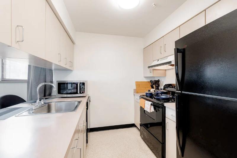 CozySuites Central West End image