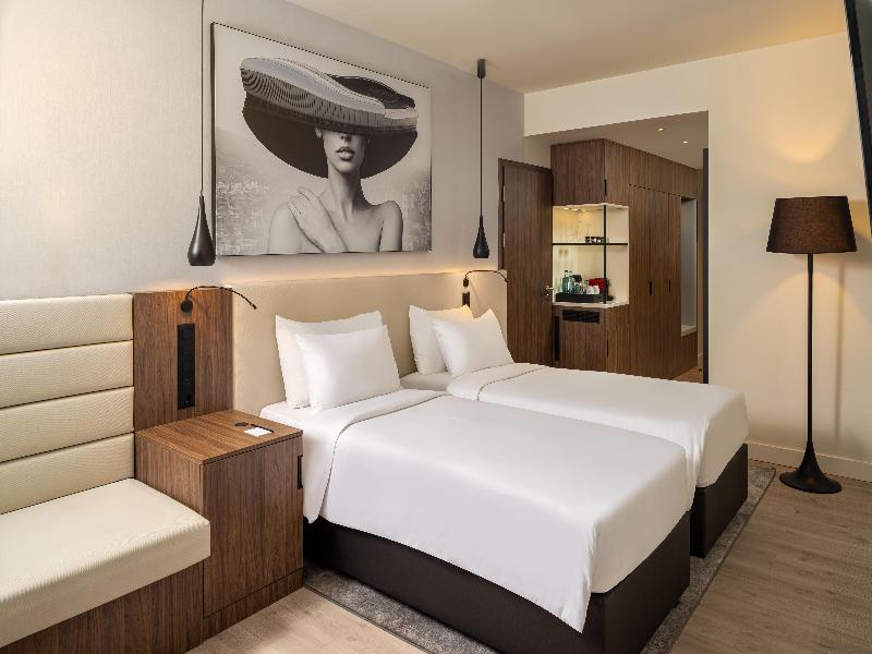 Radisson Blu Hotel Cluj image