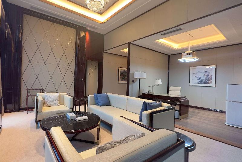 Bed room