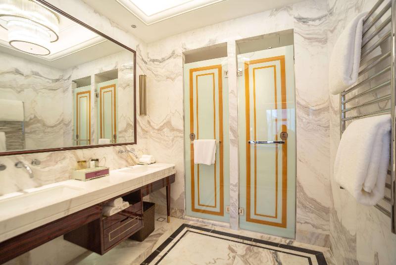 Wyndham Grand Tongren Downtown Hotel image