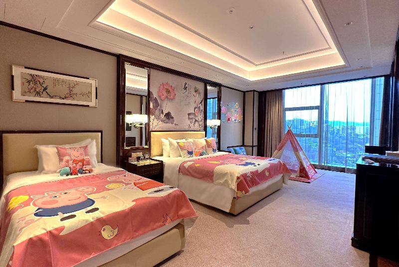 Wyndham Grand Tongren Downtown Hotel image