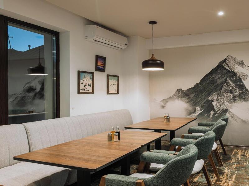 Suru Hotel image