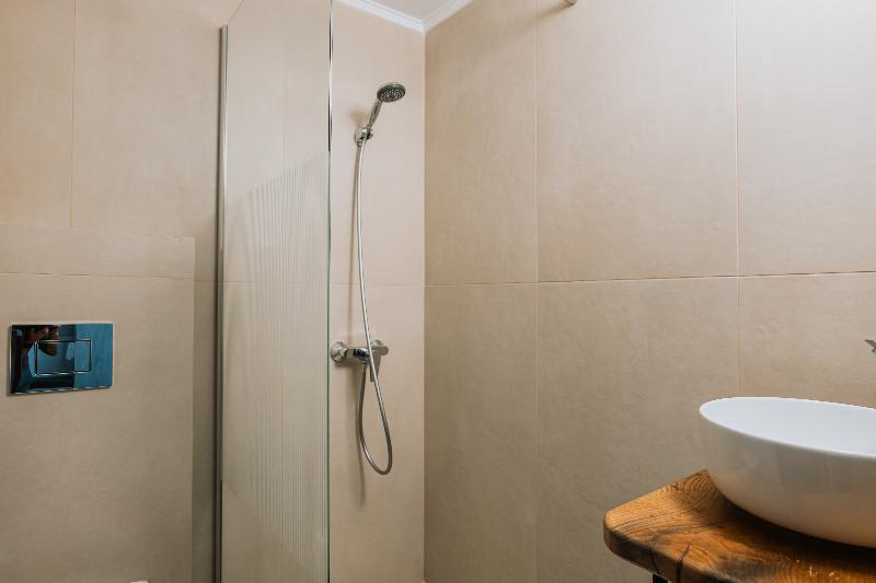 Suru Hotel image