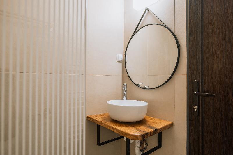 Suru Hotel image