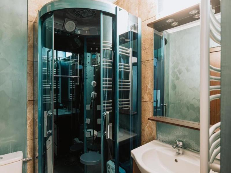 Suru Hotel image