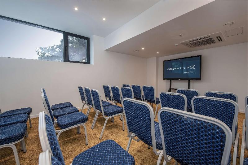 Golden Tulip Design Tbilisi image