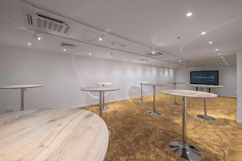 Golden Tulip Design Tbilisi image