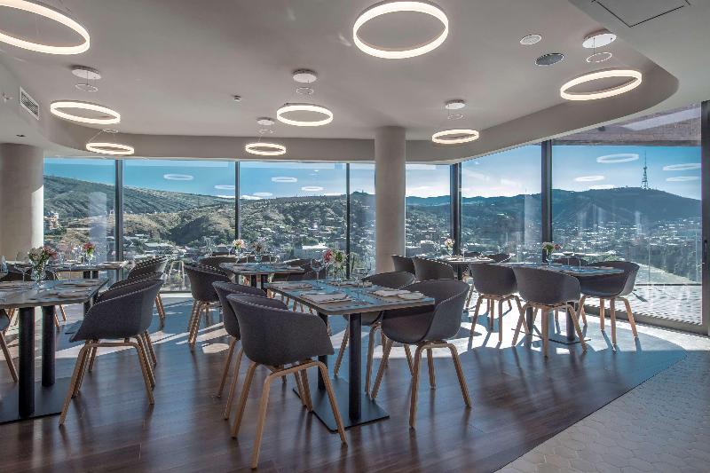 Golden Tulip Design Tbilisi image