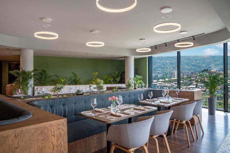 Golden Tulip Design Tbilisi image
